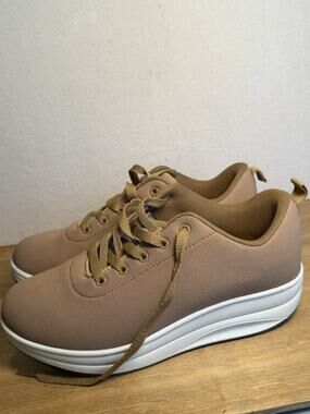 RUIDENG Womens Walking Sneakers Beige Comfort Shoes Lace Up US Size 9 New